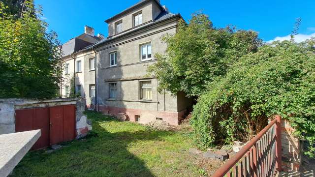Rodinný dům, podíl 5/512, Chomutov